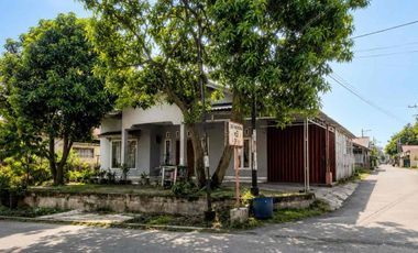 DIJUAL – Rumah + Kontrakan & Kedai Strategis di Tangkerang Selatan