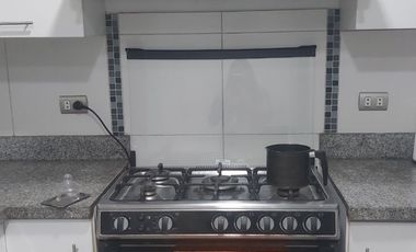 VENDO EXCELENTE DEPARTMENTO EN CASUARINAS.SURCO. INFORME ANA MARIA ALZAMORA CEL 999-759----