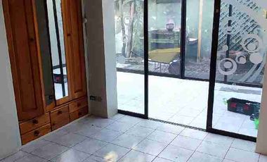 Arriendo amplia Casa con giro comercial en el sector de la virgen