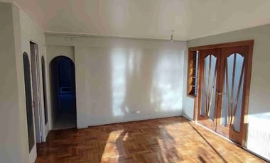 Arriendo amplia Casa con giro comercial en el sector de la virgen