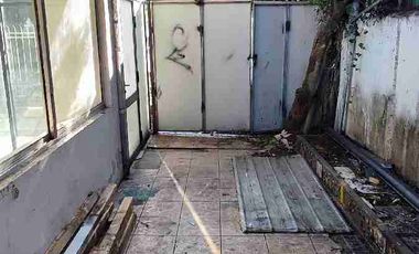 Arriendo amplia Casa con giro comercial en el sector de la virgen