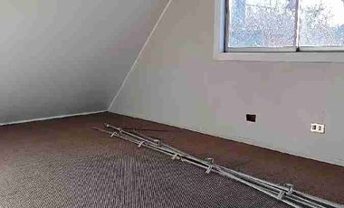 Arriendo amplia Casa con giro comercial en el sector de la virgen