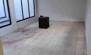 Arriendo amplia Casa con giro comercial en el sector de la virgen