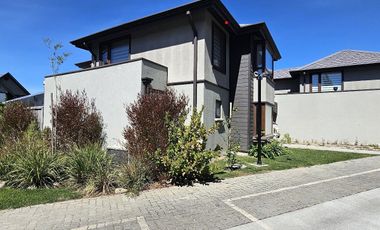 Arrienda Casa 3d,3b Y 2e En San Andrés Del Valle, Talcahuano