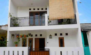 DIJUAL – Rumah 2 Lantai Murah & Strategis di Pancoran Mas, Depok 🏠✨