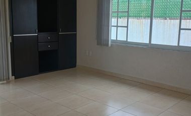 Casa en renta en Metepec, resalta tu estilo! Vive en un residencial exclusivo y seguro