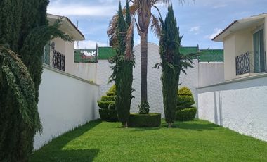 Casa en renta en Metepec, resalta tu estilo! Vive en un residencial exclusivo y seguro