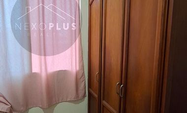 En Venta en Calle Guayas cerca al Redondel del Aguador Casa Comercial con locales comerciales y 3 departamentos