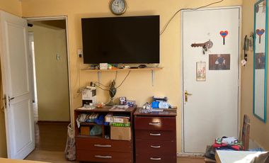 Arriendo casa en los Alerces Ñuñoa , 2 dormitorios 1 baño, 4 estacionamientos $ 750.000
