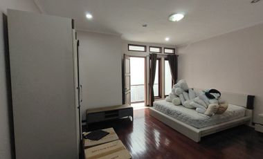 Rumah Disewakan Berperabot (furnished) Di Warung Jati, Buncit, Mampang, Kalibata