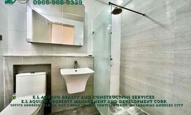 3 Bedrooms Apartment For Rent Located in a secured subdivision inside Clark Freeport Zone