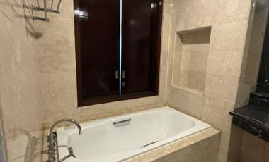 Disewakan Apartemen Senayan Residence, Apartemen Senayan Residence, 3BR furnished, Senayan Residence, Patal Senayan, Kebayoran Lama, Jakarta Selatan