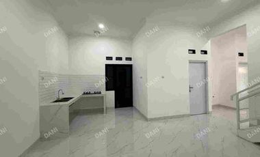 JUAL RUMAH KLASIK MODERN DI PHR SUMMARECON BEKASI