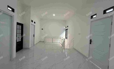 JUAL RUMAH KLASIK MODERN DI PHR SUMMARECON BEKASI