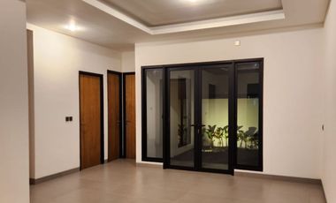 Rumah Baru 2 Lantai Siap Huni di Tangerang, DP 0% Cicilan Mulai 12 Jutaan, Strategis 5 Menit ke Tol dan Mall IKEA Alam Sutera - FREE PPN & Bebas Biaya