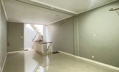 Ruko 3 Lantai di Bintaro, Ready Siap Huni, Sudah Full Renov