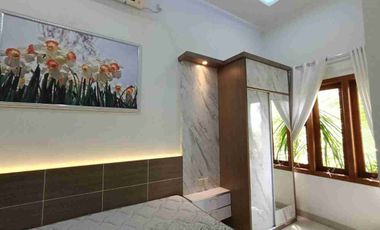 Rumah Mewah Luas KOLAM RENANG dan Full Furnish Mewah