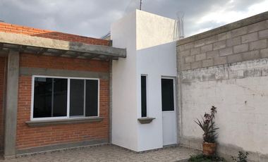 CASA EN VENTA EN GRANJAS BANTHI , CON TERRENO| SAN JUAN DEL RÍO, QUERÉTARO