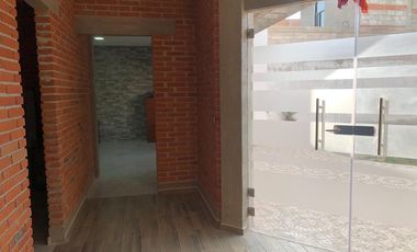 CASA EN VENTA EN GRANJAS BANTHI , CON TERRENO| SAN JUAN DEL RÍO, QUERÉTARO