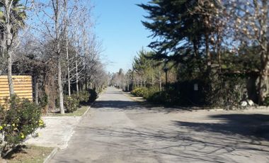 Venta de Parcela en Interior del Condominio Las Fuentes