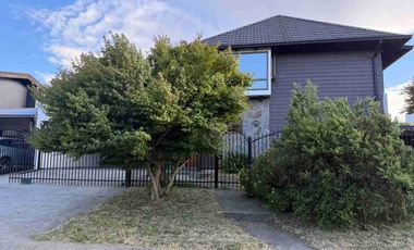 🏡Hermosa y amplia casa en venta, Isla Teja Sur, Valdivia