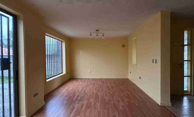 🏡 Se vende hermosa casa de 2 pisos en sector Bosque Sur, Valdivia