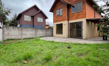 🏡 Se vende hermosa casa de 2 pisos en sector Bosque Sur, Valdivia