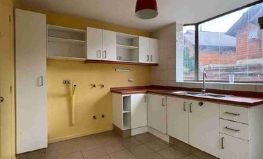 🏡 Se vende hermosa casa de 2 pisos en sector Bosque Sur, Valdivia