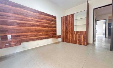 Departamento en Renta planta baja 2 Rec-2.5 baños.
