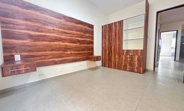 Departamento en Renta planta baja 2 Rec-2.5 baños.