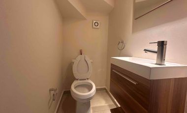 Departamento en Renta planta baja 2 Rec-2.5 baños.