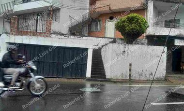 Vendo casa 1er. piso en manrique oriental
