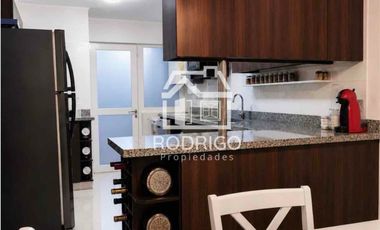 SE VENDE CASA EN PRADERAS DEL CARMEN