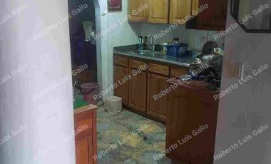 Vendo casa 2o. piso en manrique oriental cerca al parque Gaitán