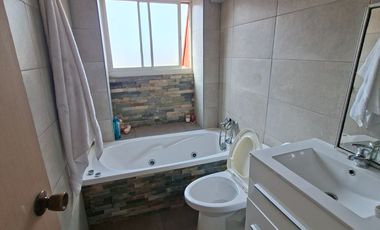 Arriendo lindo y soleado departamento 2D,2B , Jardín del Mar