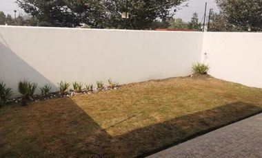 CASA EN RENTA BOSQUES DE ICA ZINACANTEPEC