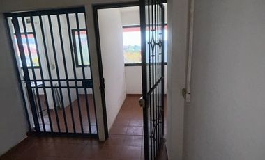 SE RENTA LOCAL EN PLAZA LA JOYA