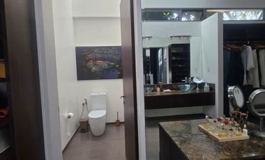 Via a la Costa, Renta de Casa de 4 Dormitorios con Piscina y Hermosas Áreas Verdes con Vista al Lago