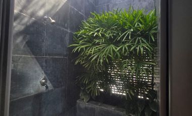 Via a la Costa, Renta de Casa de 4 Dormitorios con Piscina y Hermosas Áreas Verdes con Vista al Lago