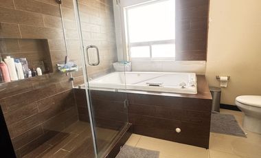 Se vende casa 3 recamas Privada de Arboleda Ciudad Juarez Chih