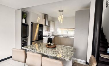 Se vende casa 3 recamas Privada de Arboleda Ciudad Juarez Chih
