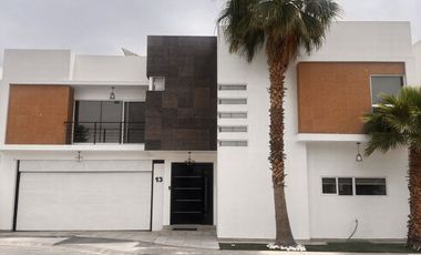 Se vende casa 3 recamas Privada de Arboleda Ciudad Juarez Chih