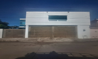 CASA DE ENTREGA INMEDIATA EN PROGRESO, ESQ.MORELOS. COL. ALADAMA TAMULIPAS