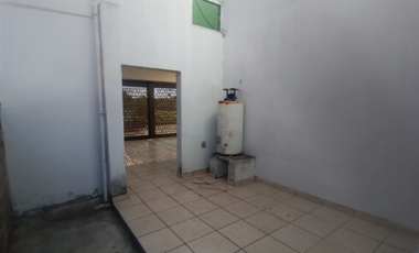 CASA DE ENTREGA INMEDIATA EN PROGRESO, ESQ.MORELOS. COL. ALADAMA TAMULIPAS