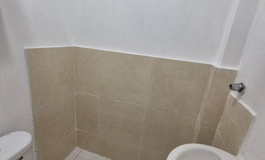 Habitación en Alquiler en la Alborada, Planta Baja, 1 Ambiente, 1 Baño, Cdla Cerrada, Norte de Guayaquil.