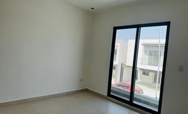 RENTA DE CASA EN PUERTA JARDIN APODACA N.L.