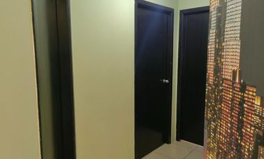 Casa de alquiler en la Urbanización La Perla, 3 dormitorios, 3 parqueos.