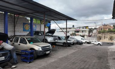 Terreno en venta en Ambato ideal para locales + departamentos o Bodegas en Av. Indoamérica, sector Izamba vía Quito