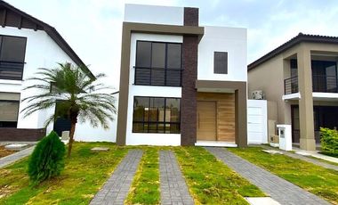 Casa en alquiler Ciudad Celeste Samborondón