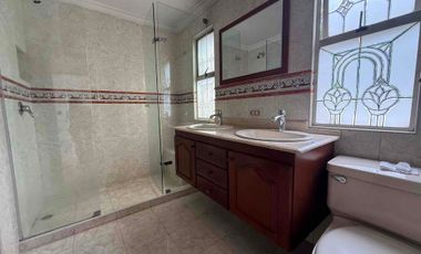 ARRIENDO CASA EN LAS PALMAS MEDELLIN, ALQUERIA SUIZA